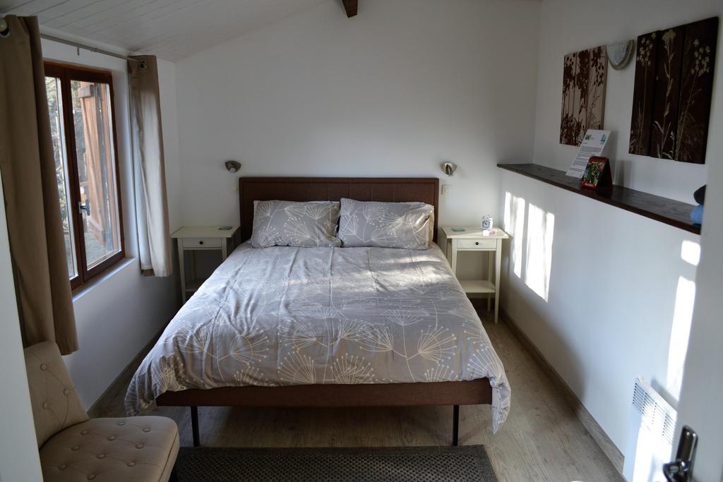 Le Moulin De Lusseau Bed & Breakfast Chef-Boutonne Dış mekan fotoğraf